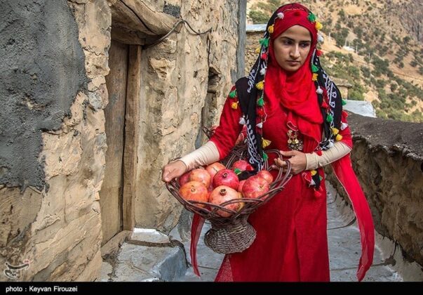 Kurds in Iran Celebrate Pomegranate Festival