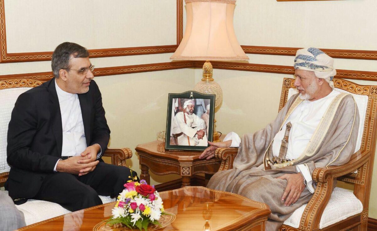 Iran, Oman Discuss Yemen Crisis in Muscat