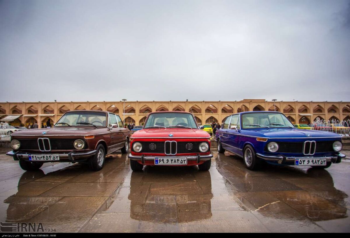 Vintage Car Show Held in Iran’s Isfahan