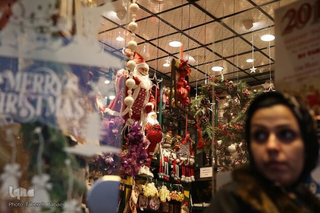 Iranian Christians Go New Year Shopping
