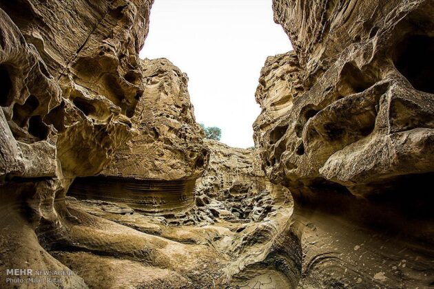 Iran's Beauties in Photos: Chahkouh Canyon