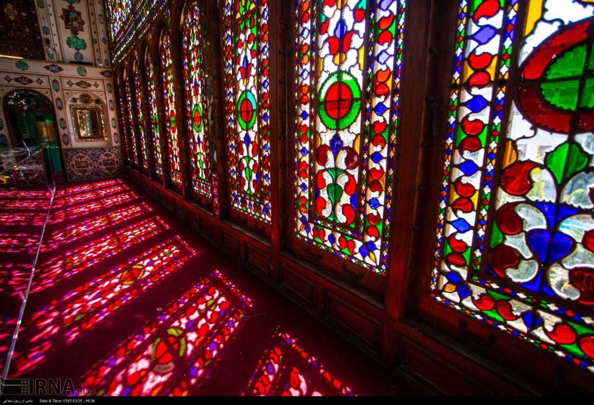 Persian Architecture in Photos: Historical House of Moshir-ol-Molk