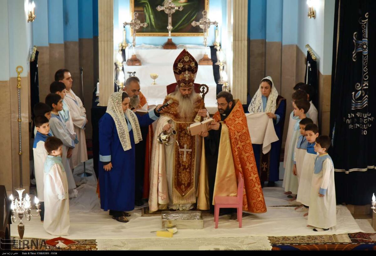 Easter Sunday Celebrated at Tehran’s Saint Gregory Church