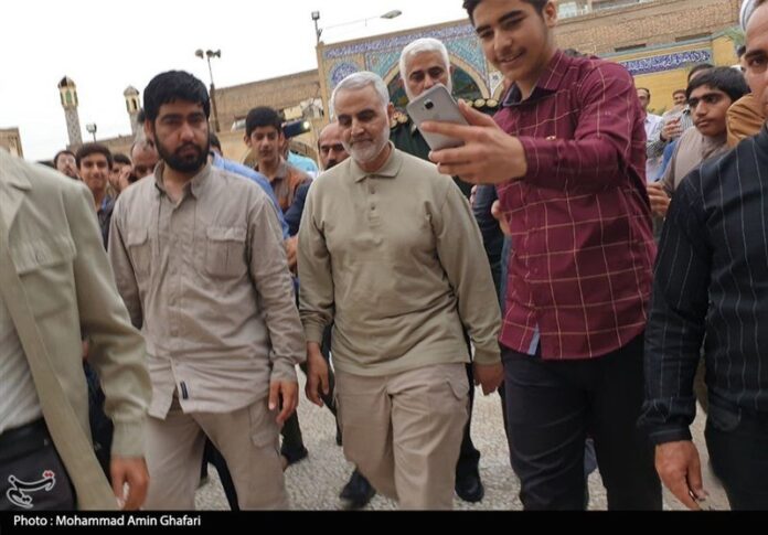 Gen. Soleimani Urges Popular Forces to Help Flood-Hit People