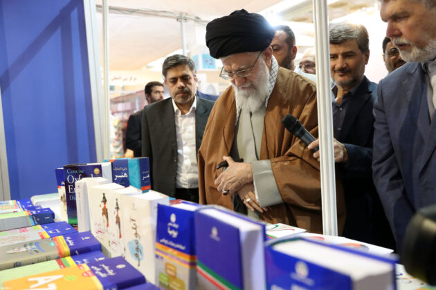 Iran’s Leader Pays Visit to Tehran International Book Fair