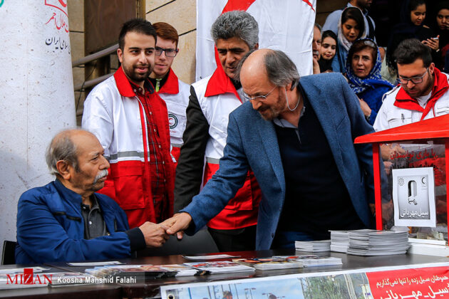 Movie Stars Gather in Tehran to Raise Fund for Flood Victims