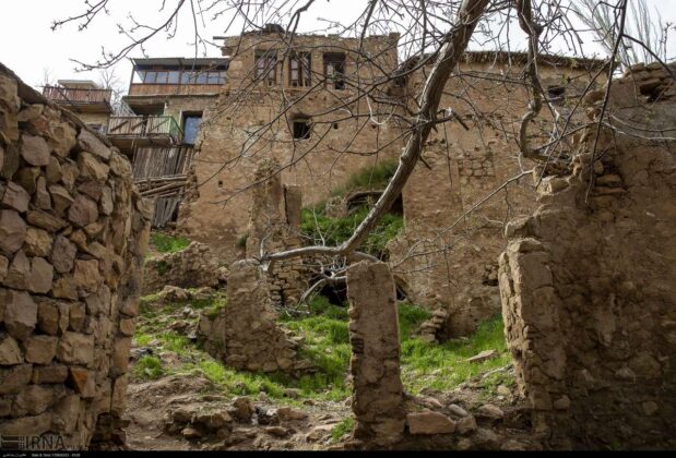 Qalat; A Village with Unique Nature, Old History in Southern Iran