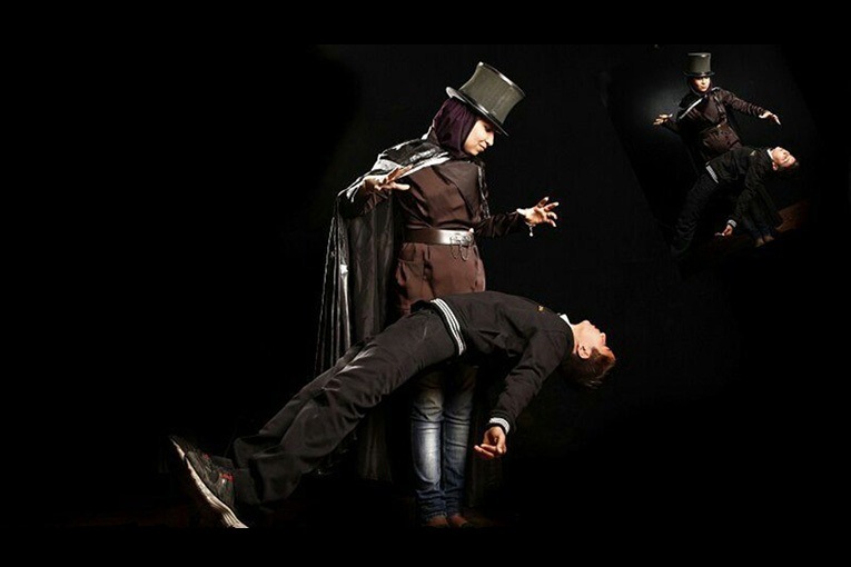 Iran’s Only Woman Magician Shining among 2,000 Male Conjurers