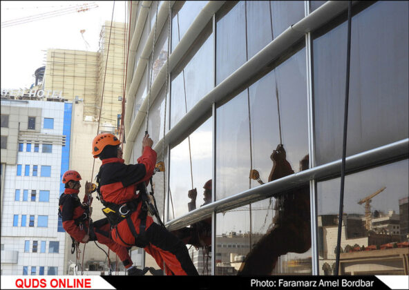 ‘Spider Woman’ Says Finds Peace of Mind in Climbing Buildings