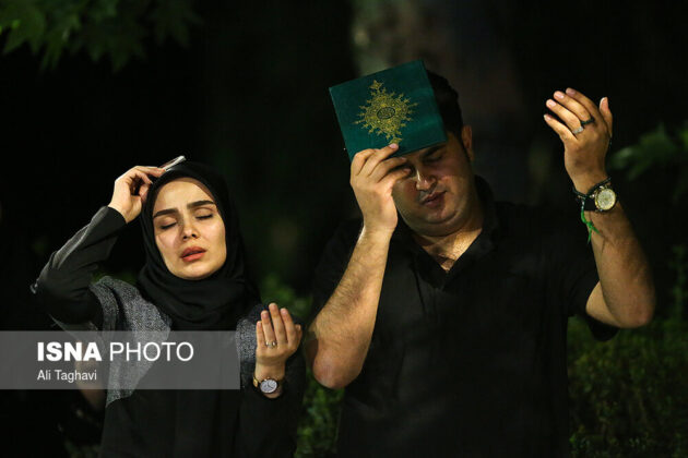 Iranian People Mark Laylat al-Qadr