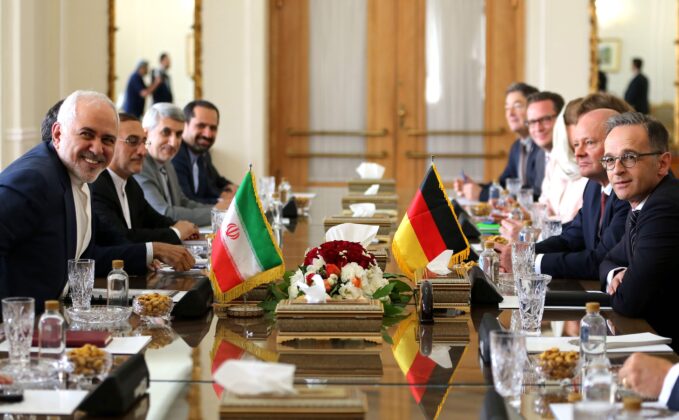 Zarif, German FM Meet in Tehran