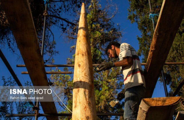 Art Event in Kerman Keeps Memory of Dried Trees Alive