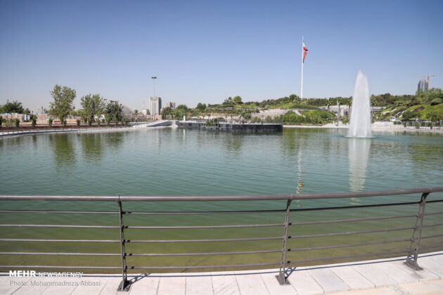 Art Garden Opens in Tehran with Vast Artificial Lake