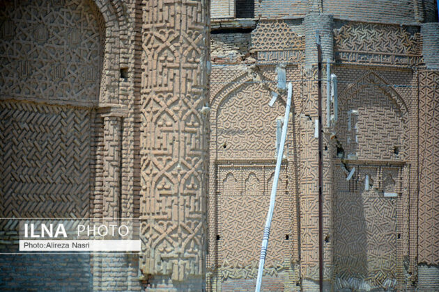 Iran’s Beauties in Photos: Kharaqan Twin Towers