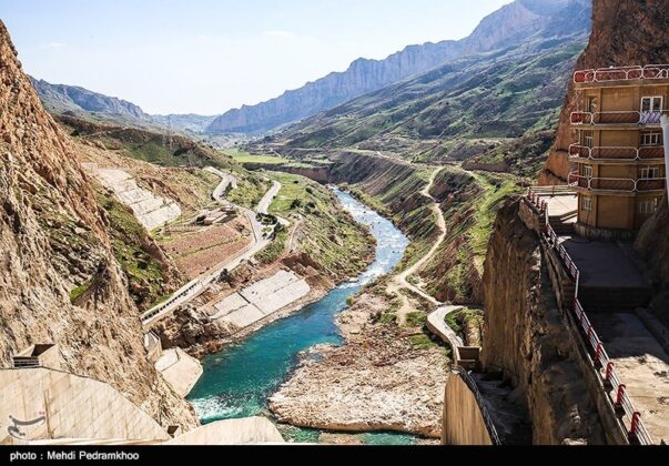 Iran’s Beauties in Photos: Marun Dam