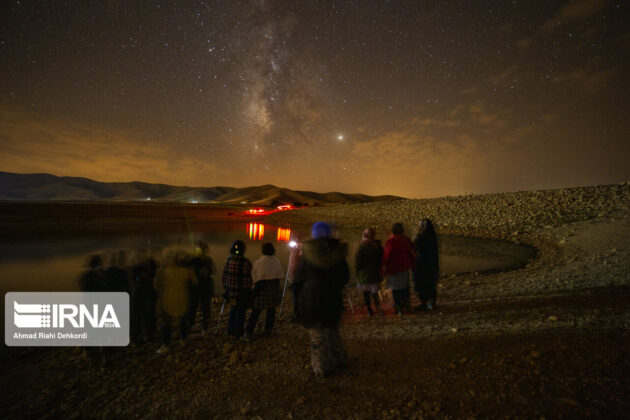 Sky-Gazers Enjoy Perseids Meteor Shower in Southwestern Iran
