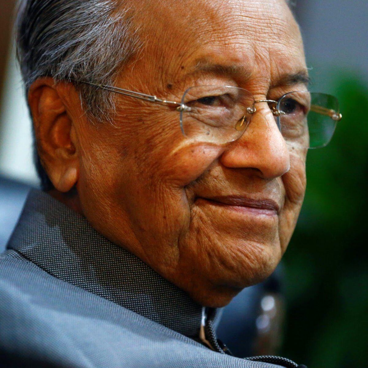 Malaysian Leader Mahathir Mohamad Due in Iran