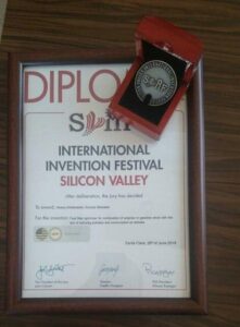 Iranian ‘Fuel Filter’ Wins Silver at Silicon Valley Invention Festival