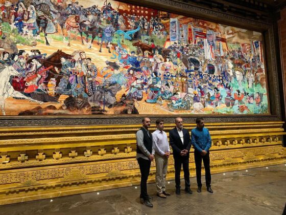 World’s Largest Pictorial Carpet Woven in Iran for China