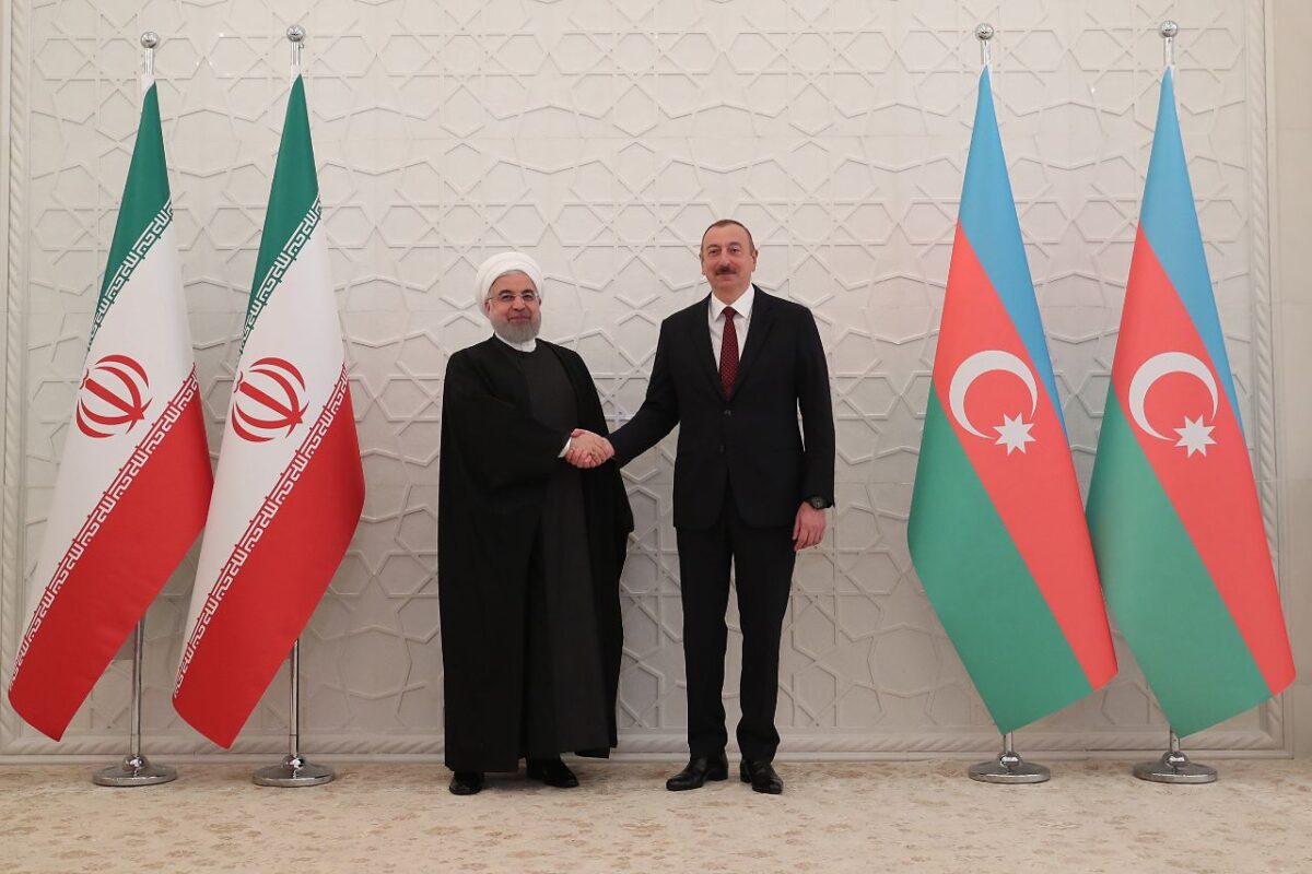 Iran Says Ready to Build Power Plants in Azerbaijan