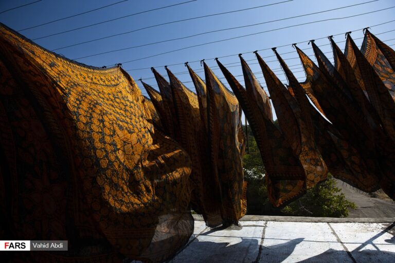 World’s Most Expensive Scarf Is Made Of Silk And Tar Iran Front Page