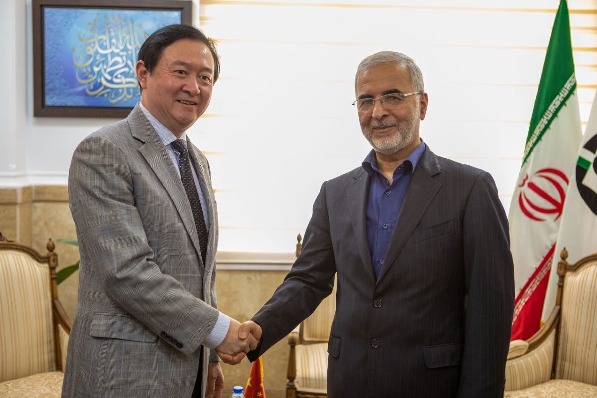 Iran, China Agree to Increase Efforts to Fight against Narcotics