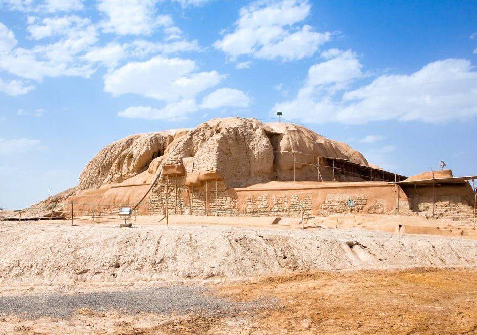 Louvre Museum Hosts Seminar on Iran’s Ancient Sialk Hills