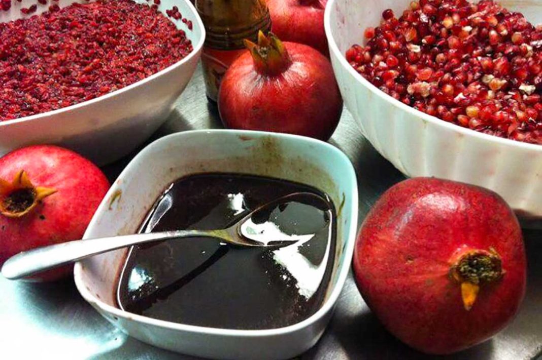 Pomegranate-Paste-A-Delicious-Autumn-Flavour