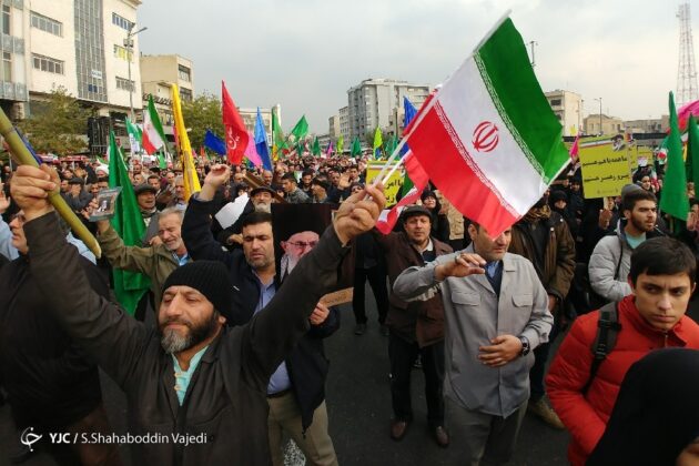 Massive Crowds in Tehran Hold Rallies to Condemn Riots