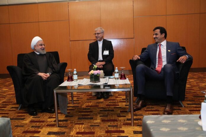 Iran President, Emir of Qatar Meet in Malaysia
