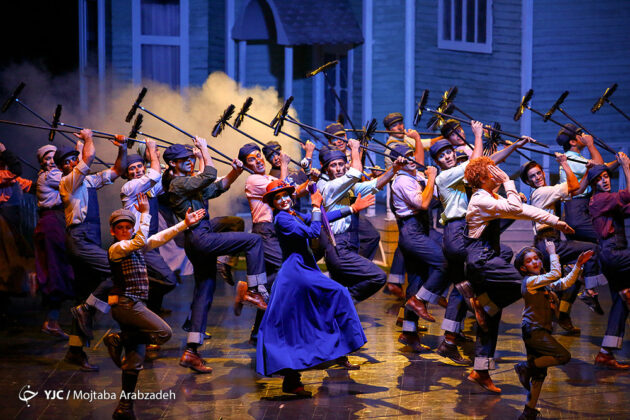 Mary Poppins Musical Onstage in Tehran 23