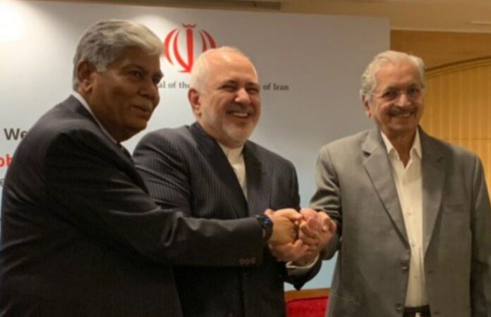 FM Zarif Addresses Indian Industrialists in Mumbai