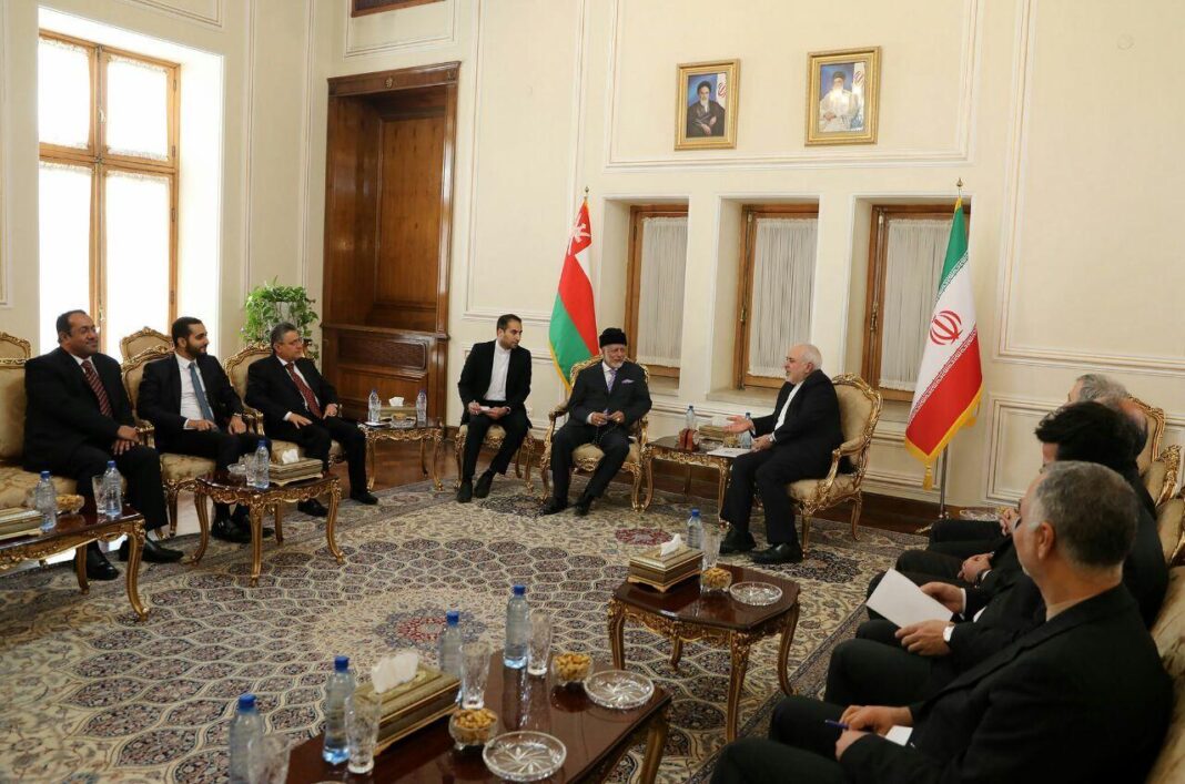 Iran, Oman Discuss Safety of Navigation in Hormuz Strait