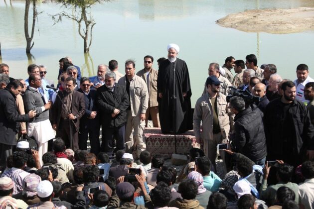 President Rouhani Visits Flood-Hit Areas in Iran's Southeast (6)