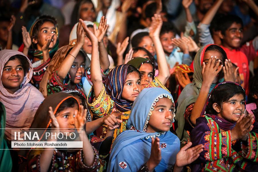 Flood-Hit Children in Iran's Sistan and Baluchestan