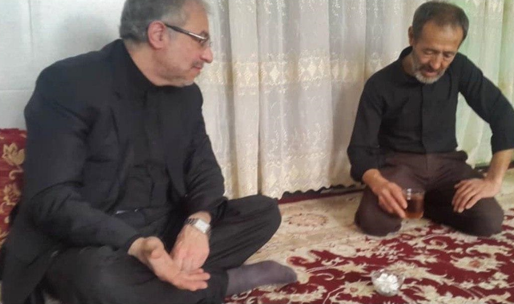 FM Zarif's Aide Meets Families of Afghans Killed in Ukraine Plane Crash