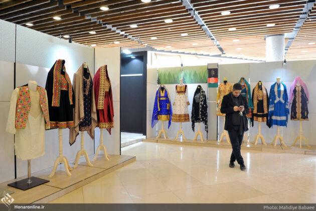 International Fashion Festival Underway in Tehran 19