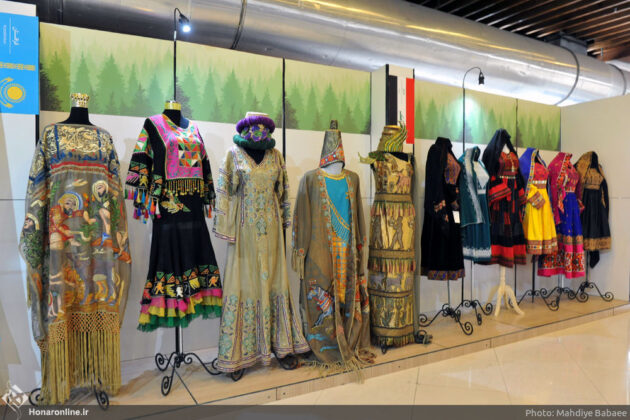 International Fashion Festival Underway in Tehran 27