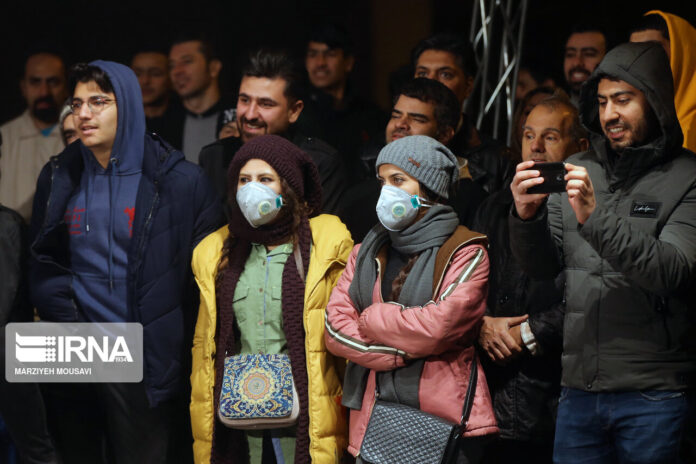 Fajr Theatre Festival: People Warmly Welcome Street Performances