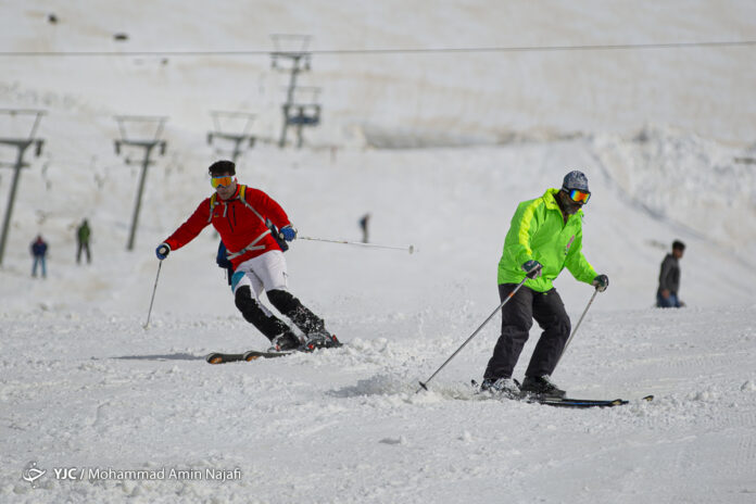 Iran’s Beauties in Photos: Tarik-Darreh Ski Resort