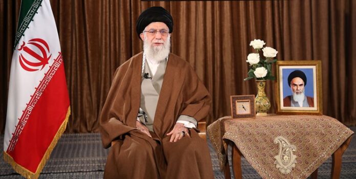 Iranians Shine in Dealing with COVID-19 Outbreak: Leader