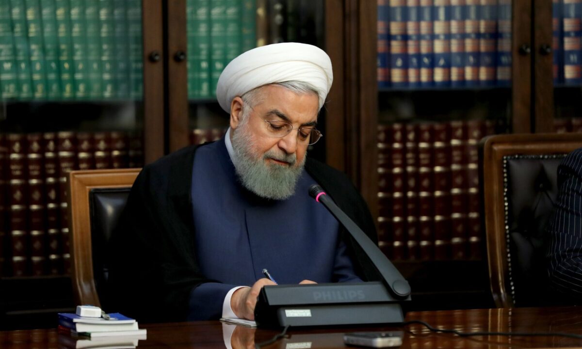 Iranian President Appreciates Efforts of Armed Forces against Corona 2 Iranian President Appreciates Efforts of Armed Forces against Corona