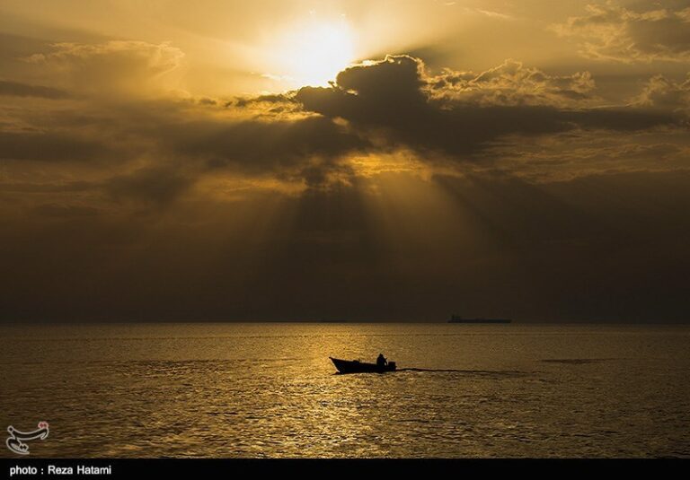 Iran’s Beauties In Photos: Kharg Island - Iran Front Page