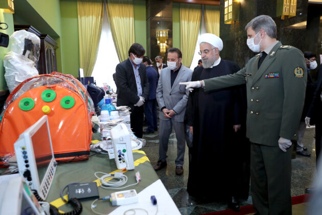 Rouhani Visits Exhibition of Homegrown Products Used for Anti-Corona Fight