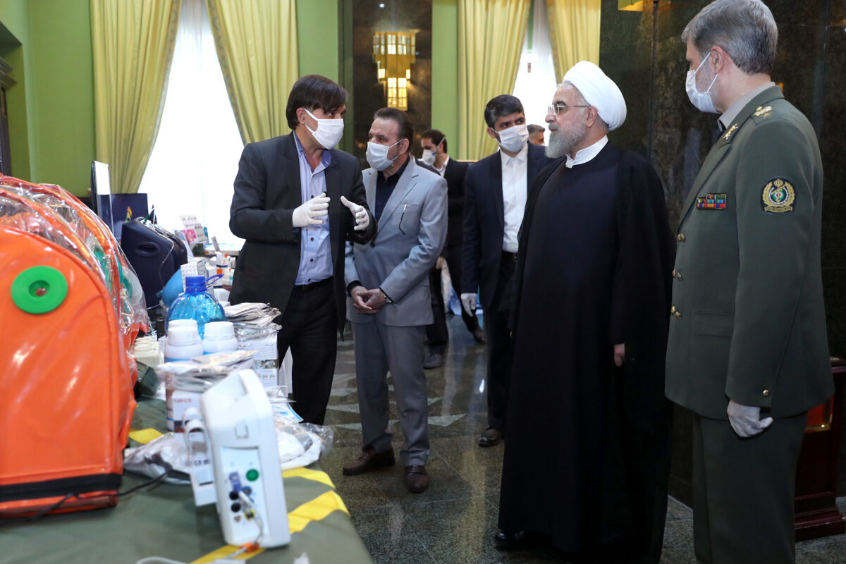 Rouhani Visits Exhibition of Homegrown Products Used for Anti-Corona Fight