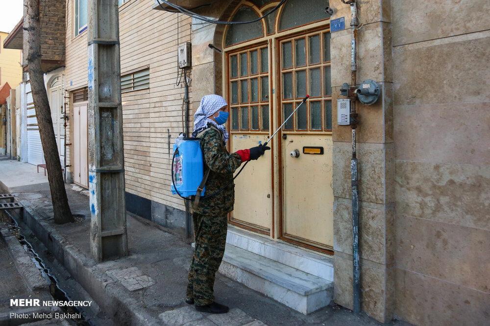 Russian Convert to Islam Disinfecting City of Qom