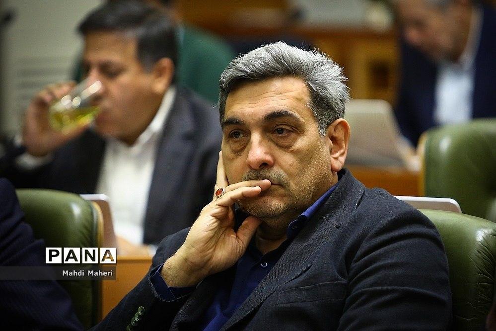 Sanctions Crippling Iran's Fight against COVID-19: Tehran Mayor on Guardian