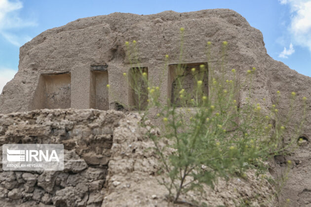 3,000-Year-Old Village of Qerveh 15