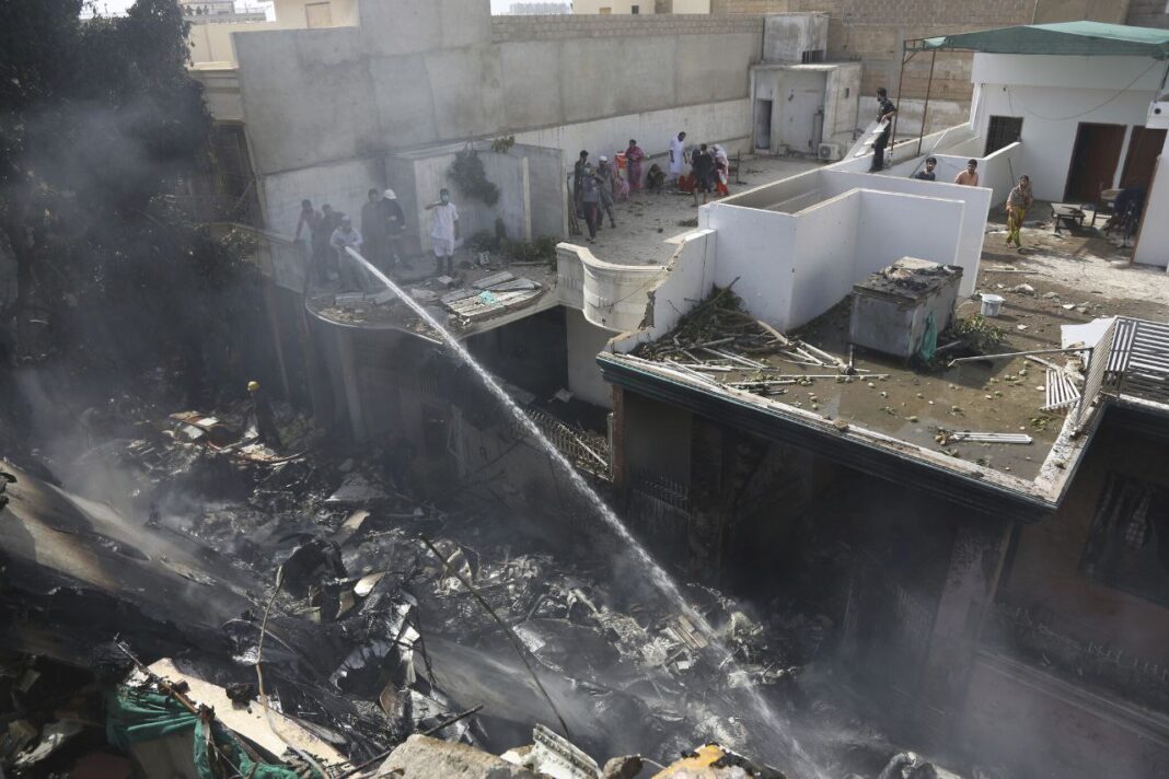Iran Sympathizes with Pakistan over Deadly Plane Crash