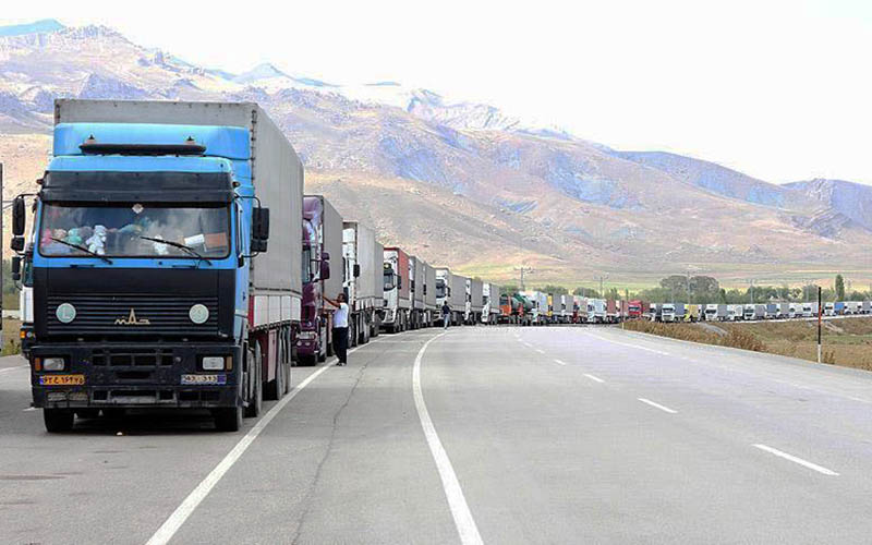 Iran Discusses Resumption of Trade Ties with Turkey, Azerbaijan